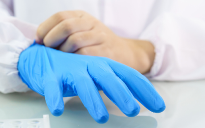 mănuși de examinare VS mănuși industriale